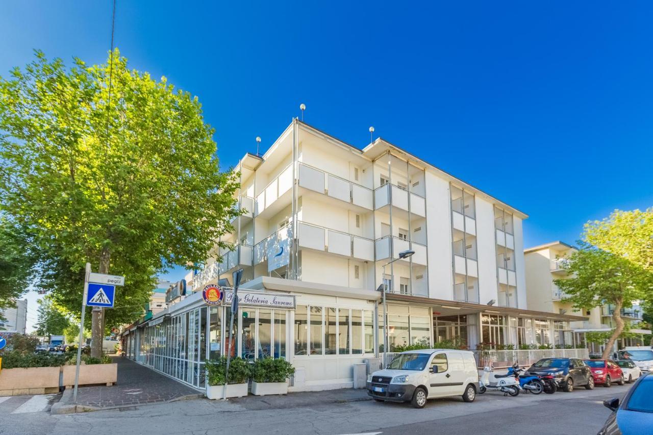 Hotel Sanremo Rimini Buitenkant foto